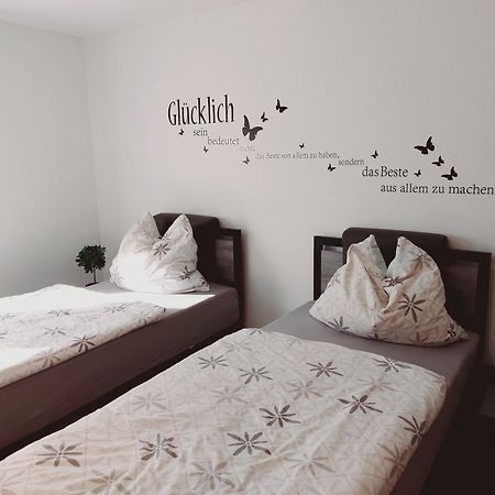 Modernes Souterrain Apartment Black Forest Mit Separatem Eingang Und Kfz-Stellplatz บัดเดอร์ไฮม์ ภายนอก รูปภาพ